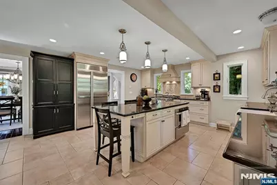 734 Amaryllis Avenue, Oradell, NJ 07649 - Photo 14