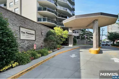 2077 Center Avenue 7E #7E, Fort Lee, NJ 07024 - Photo 1