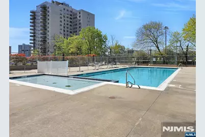 2077 Center Avenue 7E #7E, Fort Lee, NJ 07024 - Photo 22