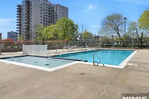 2077 Center Ave 7E, Fort Lee, NJ 07024 - Photo 22