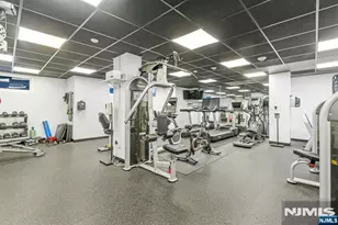 2077 Center Ave 7E, Fort Lee, NJ 07024 - Photo 18