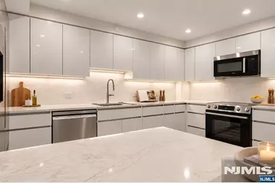 1512 Palisade Avenue 16G #16G, Fort Lee, NJ 07024 - Photo 18