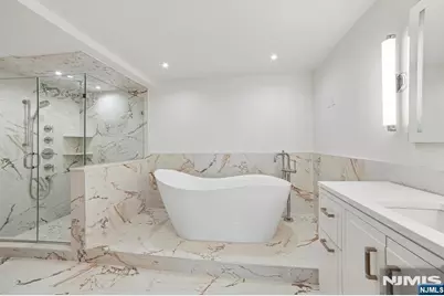 1512 Palisade Avenue 16G #16G, Fort Lee, NJ 07024 - Photo 24