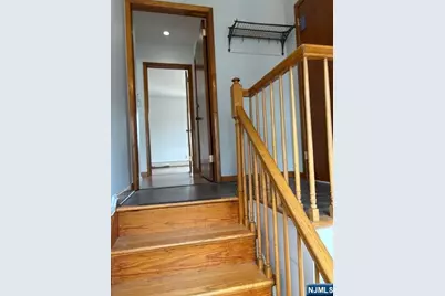 1149 Inwood Terrace 2nd Floor #2nd floor, Fort Lee, NJ 07024 - Photo 10