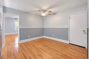 33 Prospect St, Paramus, NJ 07652 - Photo 8