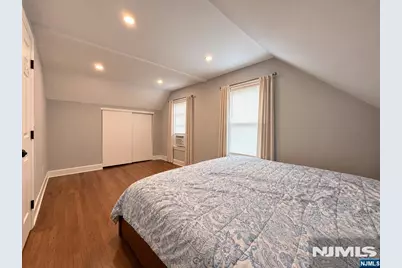 56 Bergen Avenue, Bergenfield, NJ 07621 - Photo 18