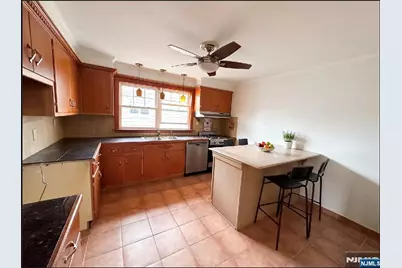 209 8th Street 1 #1, Fairview, NJ 07022 - Photo 6