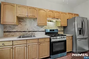 303 Hamilton Pl A4, Hackensack, NJ 07601 - Photo 12