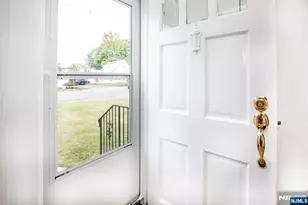 218 Hickory Ave, Bergenfield, NJ 07621 - Photo 2