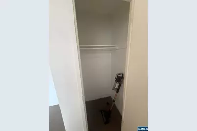 2345 Linwood Avenue 1A #1A, Fort Lee, NJ 07024 - Photo 12