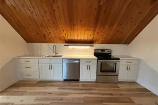 12 Exchange Pl 3, Clifton, NJ 07011 - Photo 4