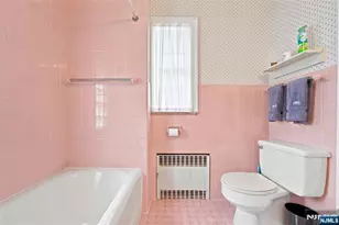 688 Bogert Rd, River Edge, NJ 07661 - Photo 22