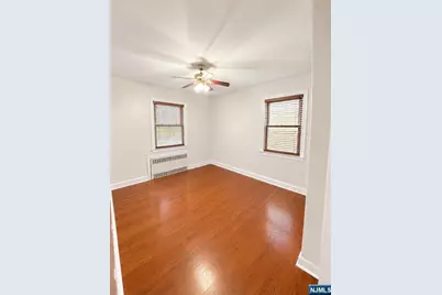 514 Division Avenue 1 #1, Carlstadt, NJ 07072 - Photo 4