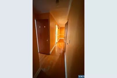 514 Division Avenue 1 #1, Carlstadt, NJ 07072 - Photo 6