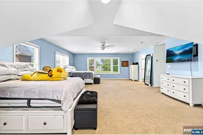 253 Birchwood Road, New Milford, NJ 07646 - Photo 20