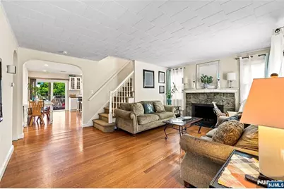 253 Birchwood Road, New Milford, NJ 07646 - Photo 6