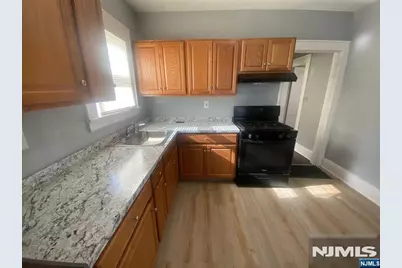 133 Willowdale Avenue, Montclair, NJ 07042 - Photo 18