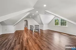 724 Ewing Ave, Franklin Lakes, NJ 07417 - Photo 16