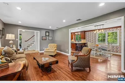 724 Ewing Avenue, Franklin Lakes, NJ 07417 - Photo 4