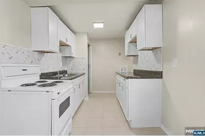 10 Berton Road, Boonton Township, NJ 07005 - Photo 2