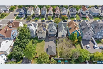 42 Willow Street, Montclair, NJ 07042 - Photo 44