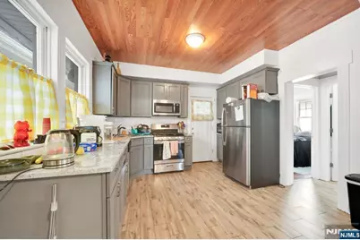 42 Willow Street, Montclair, NJ 07042 - Photo 22