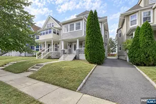 42 Willow St, Montclair, NJ 07042 - Photo 2