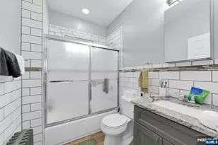 42 Willow St, Montclair, NJ 07042 - Photo 24