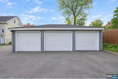 42 Willow Street, Montclair, NJ 07042 - Photo 40