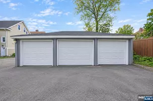 42 Willow St, Montclair, NJ 07042 - Photo 40