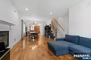431 Aurora Ave A, Cliffside Park, NJ 07010 - Photo 4