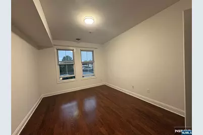 500 Anderson Avenue C0201 #C0201, Cliffside Park, NJ 07010 - Photo 6