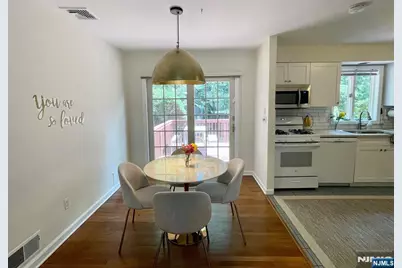 27 Greenway Court, Closter, NJ 07624 - Photo 6