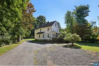 978 Franklin Turnpike, Allendale, NJ 07401 - Photo 36