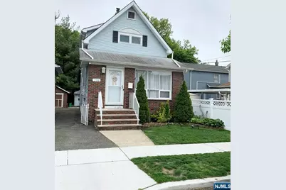 296 Willow Avenue, Lyndhurst Township, NJ 07071 - Photo 1