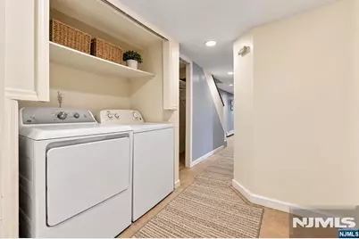532 Martin Luther King Drive, Jersey City, NJ 07304 - Photo 24