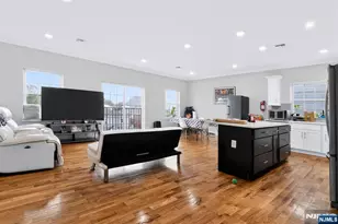 315 Doyle Street 313, Elizabeth, NJ 07206 - Photo 8