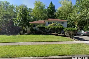 5 Eastbrook Dr, River Edge, NJ 07661 - Photo 1