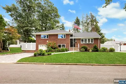 11 Raymond Street, Englewood Cliffs, NJ 07632 - Photo 4