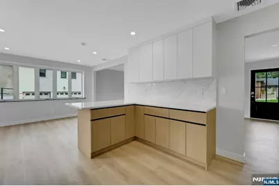 11 Raymond Street, Englewood Cliffs, NJ 07632 - Photo 14