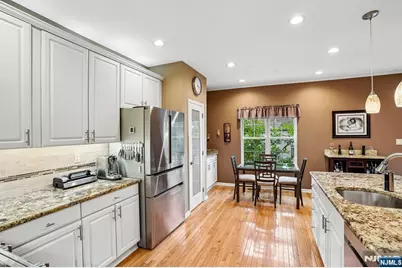 16 Langdale Road, Wayne, NJ 07470 - Photo 12