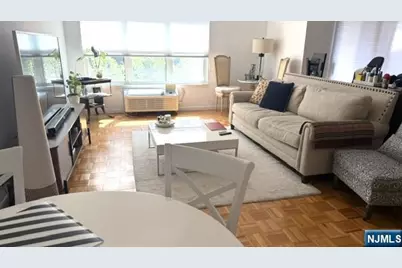 1111 River Road B11 #B11, Edgewater, NJ 07020 - Photo 4