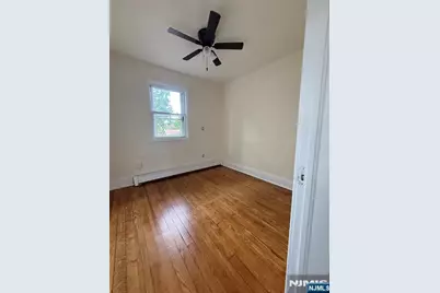 10 Maple Street 1 #1, Garfield, NJ 07026 - Photo 4