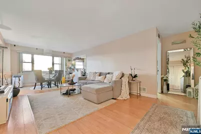 8800 Boulevard East 8D #8D, North Bergen, NJ 07047 - Photo 4