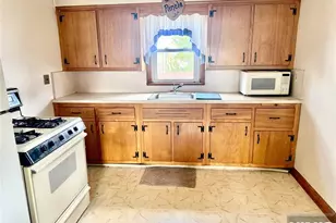 89 Strong St, Wallington, NJ 07057 - Photo 14