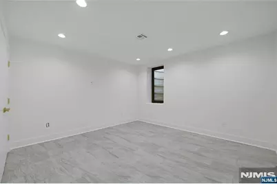 260 Virginia Court, Paramus, NJ 07652 - Photo 40