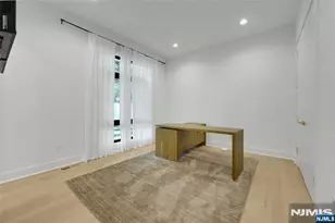 260 Virginia Ct, Paramus, NJ 07652 - Photo 12