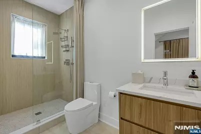 260 Virginia Court, Paramus, NJ 07652 - Photo 36