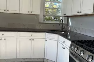15 Brewster Ave, Ridgefield Park, NJ 07660 - Photo 10