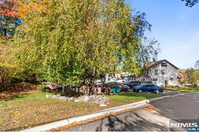 1 S Gifford Street, Butler, NJ 07405 - Photo 40